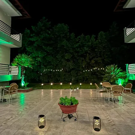 Apart Otel Tsipos 3*